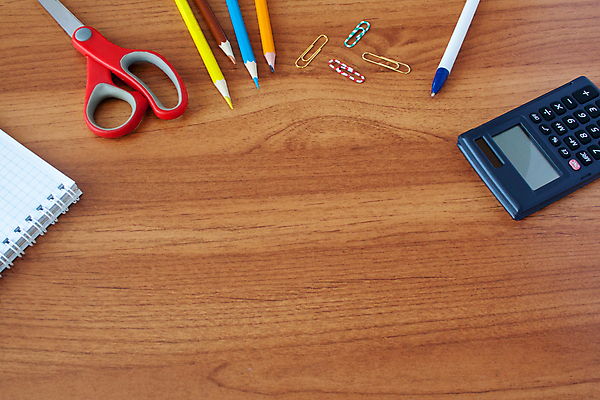 포토 JPG 해외이미지 템플릿 학생 교육 백그라운드 컨셉 비즈니스 장신구 학교 탁자 문구용품 미술 사람없음 목재 스터디 컬러풀 사무실 연필 펜 우주 쪽지 장비 계산기 기구 도구 공구 가르침 그룹 오브젝트 신학기 크레파스 클립 모음 조립 초보 커터 카피스페이스 해외포토 나무 컬러 가구 재료 문화예술 학용품 학습 필기구 공백 파일형식 이미지허브