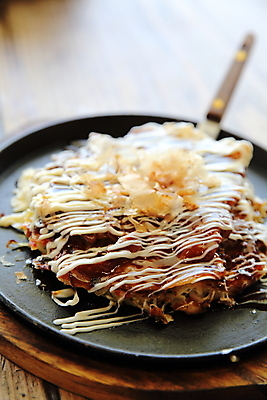 포토 JPG 해외이미지 실내 사람없음 아웃포커스 오코노미야끼 일본음식 해외포토 음식 촬영기법 내부 파일형식 이미지허브