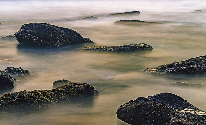 포토 JPG 해외이미지 계절 아시아 파도 바다 여행 백그라운드 자연 하늘 휴식 풍경 사람없음 야외 가로 물 여름 바위 저녁 발리 인도네시아 장면 내추럴 옛날 많음 해외포토 자연요소 나라 섬 컨셉 돌_바위 야간 생태계 파일형식 이미지허브