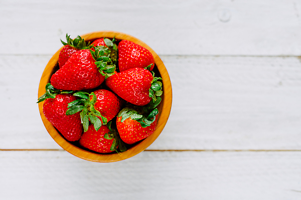 포토 JPG 해외이미지 열매 음식 농업 다이어트 과일 탁자 딸기 디저트 건강 사람없음 목재 빨간색 빛 컬러풀 식사 봄 흰색 신선 원형 그룹 사발 달콤 맛 아침식사 정상 상쾌 유기농 내추럴 숙성 신맛 채식주의자 비건 해외포토 도형 나무 식물 웰빙 계절 감정 산업 컬러 가구 컨셉 재료 사기그릇 채식 파일형식 이미지허브