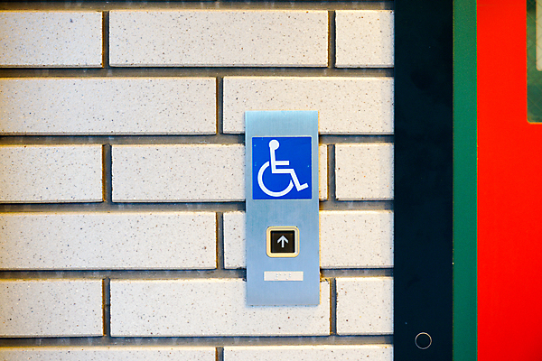 포토 JPG 해외이미지 의자 병원 안전 사람없음 그래픽 엘리베이터 심볼 사인 휠체어 리프트 에스컬레이터 장애 해외포토 가구 의학 파일형식 이미지허브