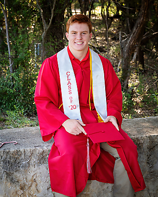 포토 JPG 해외이미지 남자 행복 여유 포즈 졸업 학교 성공 기념 한명 소년 10대 빨간색 파란색 축구 끝 주근깨 저지 플레이어 해외포토 1 교육 감정 어린이 컬러 컨셉 청소년 사람 구기 점 파일형식 이미지허브