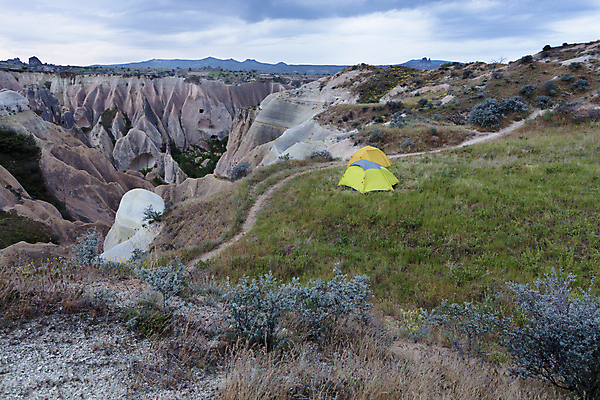포토 JPG 해외이미지 구름 계절 스포츠 자국 자연 하늘 아침 산 파노라마 풍경 경사 사람없음 야외 빨간색 초록색 빛 노란색 계곡 얼음 어둠 봄 트래킹 하이킹 황무지 정상 언덕 화산 지역 칠면조 땅바닥 선로 튀르키예 해외포토 주간 자연요소 아시아 컬러 조류 레저 바닥 촬영기법 생태계 파일형식 이미지허브