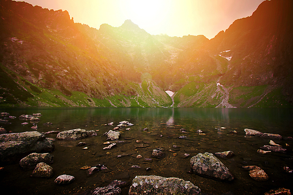 포토 JPG 해외이미지 구름 호수 여행 백그라운드 자연 하늘 휴가 휴식 산 따뜻함 풍경 사람없음 야외 목재 초록색 물 여름 파란색 빛 태양 평화 일출 침묵 고요 일몰 놀람 봄 액체 정상 숲 5월 그림 감탄 웅장함 절정 해외포토 자연요소 나무 계절 감정 컬러 컨셉 재료 표정 노을 소리 날짜 생태계 파일형식 이미지허브