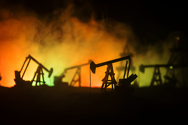 포토 JPG 해외이미지 식물 실루엣 산업 백그라운드 오렌지 비즈니스 불 통 사람없음 빨간색 경제 환경 검은색 힘 기계 장비 에너지 탐험 안개 황금 휘발유 석유 야간 시설 화석 연료 가스 자원 단상 펌프 연소 디젤 생태학 송곳 조작 추출 파이프라인 공급 해외포토 자연요소 교육 컬러 과일 날씨 촬영기법 파이프_관 파일형식 이미지허브