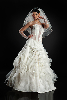 포토 JPG 해외이미지 모델 1 드레스 옷 여자 행복 감정 결혼 결혼식 한명 미소 사람 이벤트 성인 청춘 머리카락 유행 어둠 기쁨 축하 슛 고립 사춘기 해외포토 컨셉 표정 머리 파일형식 이미지허브