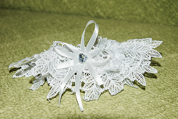 포토 JPG 해외이미지 디자인 커플 여자 꽃 행복 리본 분홍색 꽃다발 결혼 백그라운드 꽃무늬 자연 탁자 결혼식 휴가 기념 실내 선물 사랑 미술 사람없음 장식 초록색 파란색 유행 귀걸이 축하 신선 원형 황금 우아함 크림 가터벨트 고립 해외포토 도형 식물 감정 컬러 가구 컨셉 무늬 장신구 관계 문화예술 사람 이벤트 내부 벨트 생태계 파일형식 이미지허브