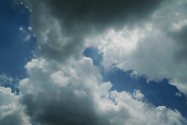 포토 JPG 해외이미지 구름 백그라운드 패턴 모션 자연 벽지 하늘 바람 날씨 추상 풍경 사람없음 야외 여름 파란색 빛 햇빛 태양 환경 침묵 봄 활발 자유 흰색 분위기 질감 장면 천국 내추럴 깊이 몽환 해외포토 자연요소 계절 컬러 컨셉 무늬 소리 생태계 파일형식 이미지허브