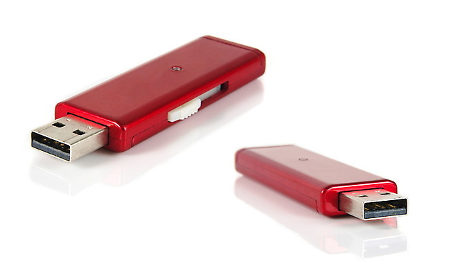 포토 JPG 해외이미지 백그라운드 이동 열쇠 사람없음 빨간색 컴퓨터 반사 상점 금속 디지털 검은색 자료 장비 운전 흰색 막대기 플러그 전기에너지 은색 연결 주머니 휴대용 USB 오브젝트 싱글 보안 전자 수납 멀리 고립 소프트웨어 제어 하드웨어 해외포토 컬러 컨셉 모션 재질 안전 전자제품 에너지 파일형식 이미지허브