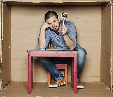 포토 JPG 해외이미지 전신 백인 남자 의자 탁자 한명 앉기 성인 앞모습 상자 사무실 업무 비즈니스맨 갇힘 답답함 성인남자한명만 해외포토 서양인 1 뷰포인트 가구 비즈니스 모션 사람 작업 직장인 감각 남자한명만 성인남자만 파일형식 이미지허브