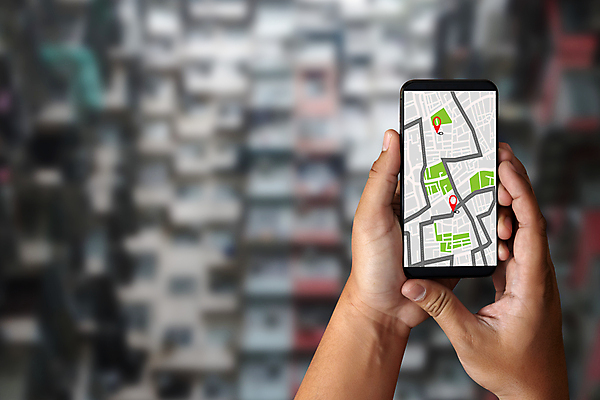 포토 JPG 해외이미지 손 도로 여행 백그라운드 컨셉 지도 가이드 교통시설 자동차 모바일 휴가 사람없음 그래픽 스마트폰 핸드폰 알약 여행객 디지털 스크린 골짜기 운전 탐험 흰색 가리킴 잡기 도시 계획 방향 무선전화기 검색 위치 온라인 네비게이션 GPS 루트 방법 항해사 해외포토 직업 길 육상교통 컬러 교통 모션 자연 사람 손짓 신체부위 전자제품 스마트기기 약 전화기 시설 파일형식 이미지허브