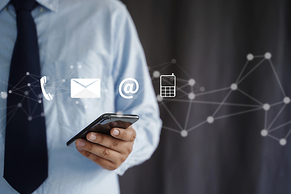 포토 JPG 해외이미지 손 배너 백그라운드 컨셉 인터넷 일러스트 비즈니스 텍스트 통신 모바일 아이디어 사람 사람없음 건물 스마트폰 핸드폰 컴퓨터 스크린 웹 도시 업무 네트워크 센터 이메일 연결 작음 만화 전화기 고객 스마트 심볼 서비스 상담 언론 부름 온라인 블러 소셜 지원 헬프 해외포토 건축물 모션 신체부위 전자제품 스마트기기 작업 도움 크기 파일형식 이미지허브