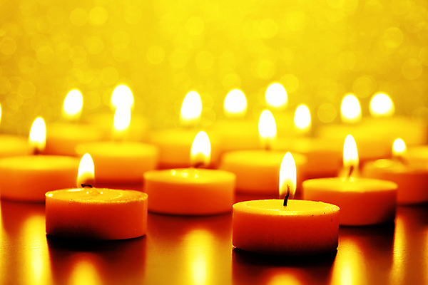 포토 JPG 해외이미지 종교 백그라운드 크리스마스 촛불 불 휴가 휴식 전등 조명 사랑 사람없음 장식 빛 교회 평화 고요 축하 그룹 의식 분위기 명상 오브젝트 서비스 문학 연소 광 많음 해외포토 자연요소 기념일 감정 컨셉 초 종교건축 건물 파일형식 이미지허브