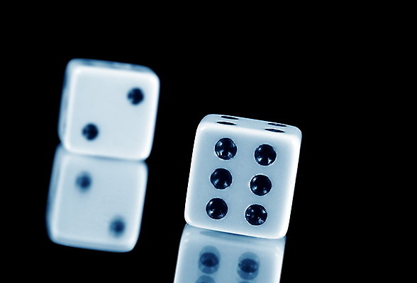 포토 JPG 해외이미지 사람없음 반사 도박 오브젝트 카지노 주사위 포커 해외포토 게임 트럼프 파일형식 이미지허브