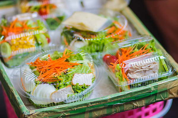 포토 JPG 해외이미지 잡화 도로 음식 빵 채소 모바일 거리 피자 파슬리 육류 요리 사람 사람없음 야외 판매 세일 상점 식사 샐러드 신선 도시 선택 중앙 그릴 폐기물 상품 상추 굽기 먹기 고객 준비 방콕 장면 패키지 점심식사 길거리음식 매각 입가심 해외포토 길 컨셉 식재료 교통시설 모션 태국 주방용품 패스트푸드 서양음식 쓰레기 구이 파일형식 이미지허브