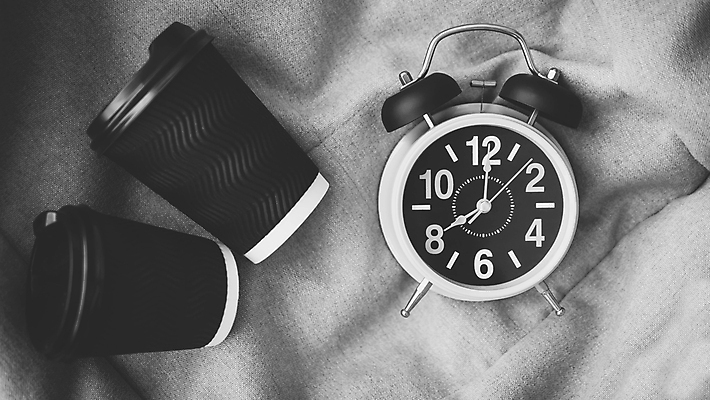 포토 JPG 해외이미지 커피 음료 시계 백그라운드 탁자 아침 사람없음 목재 컵 초콜릿 이탈리아 거품 카페 머그컵 수확 골동품 흰색 신선 시간 뜨거움 액체 클래식 맛 아침식사 손목시계 크림 복고 보케 공포 아로마 카푸치노 카페테리아 코코아 단절 라떼 모카 분 블러 옛날 카페인 스타일 해외포토 주간 나무 식기 유럽 컬러 가구 컨셉 농업 재료 장신구 디저트 상점 식사 파일형식 이미지허브