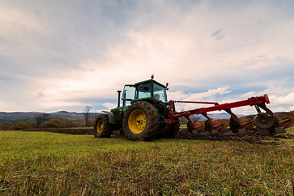포토 JPG 해외이미지 식물 구름 계절 산업 밭 농업 자연 하늘 씨앗 풍경 사람없음 야외 여름 농작물 농장 농경지 일출 기계 일몰 흙 장비 수확 가을 시골 업무 농부 땅 만취 준비 먼지 트랙터 밭일 쟁기 파종 해외포토 자연요소 직업 노을 농사 작업 농기계 생태계 특수차량 술취함 파일형식 이미지허브