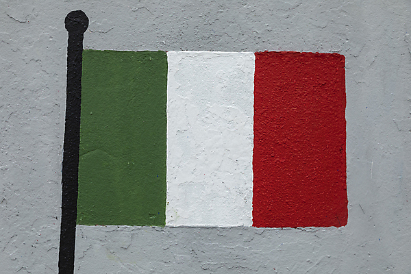 포토 JPG 해외이미지 배너 외관 유럽 벽 백그라운드 일러스트 사람없음 세계 페인트 이탈리아 깃발 붓 떨어짐 그래피티 스케치 심볼 묘사 사인 벽화 그림 질감 페인트붓 애국심 고립 그런지 독립 전국 정부 핸드메이드 불규칙 스타일 해외포토 나라 컨셉 미술 낙서 파일형식 이미지허브