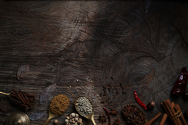 포토 JPG 해외이미지 전통 백그라운드 재료 자연 고추 탁자 파프리카 건조 파슬리 종류 요리 동양인 사람없음 목재 빨간색 노란색 주방 숟가락 수확 뜨거움 고명 양념 조미료 사발 맛 정상 가루 인도인 수집 허브 향신료 메뉴 유기농 매움 후추 카레 생강 놋쇠 땅바닥 사프란 시나몬 강황 해외포토 외국인 나무 식물 웰빙 음식 컬러 가구 컨셉 농업 채소 식재료 바닥 수저 인종 사기그릇 생태계 향미료 파일형식 이미지허브