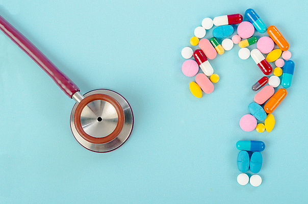 포토 JPG 해외이미지 의학 청진기 실내 사람없음 알약 약 물음표 파란배경 해외포토 기호 백그라운드 의료기기 내부 파란색 파일형식 이미지허브