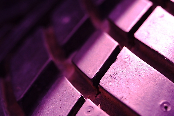 포토 JPG 해외이미지 도로 백그라운드 겨울 패턴 교통시설 자동차 표면 추상 새로움 안전 사람없음 옆모습 빛 어둠 재활용 공연 운전 흰색 레이싱 바퀴 원형 닫기 자주색 제비꽃 묘사 오브젝트 속도 질감 타이어 밟기 짐차 고무 고립 선로 제어 해외포토 도형 계절 꽃 길 육상교통 뷰포인트 컬러 교통 컨셉 무늬 모션 이벤트 시합 시설 친환경 파일형식 이미지허브