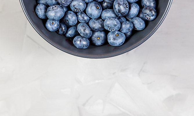 포토 JPG 해외이미지 배너 열매 음식 백그라운드 잎 다이어트 과일 재료 자연 탁자 디저트 건강 사람없음 여름 빛 검은색 식사 사막 시골 신선 그룹 사발 달콤 맛 유기농 블루베리 산딸기 숙성 카피스페이스 해외포토 식물 웰빙 계절 컬러 가구 컨셉 공백 사기그릇 생태계 파일형식 이미지허브