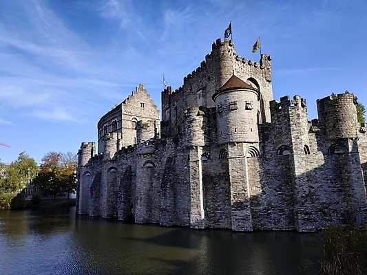 포토 JPG 해외이미지 주간 나무 식물 건축양식 거리 주택 풍경 사람없음 건물 물 햇빛 반사 수확 역사 재산 질감 복고 운하 벨기에 시들음 구식 옛날 힙스터 해외포토 자연요소 건축물 패션 건축 농업 금융 태양 서유럽 파일형식 이미지허브