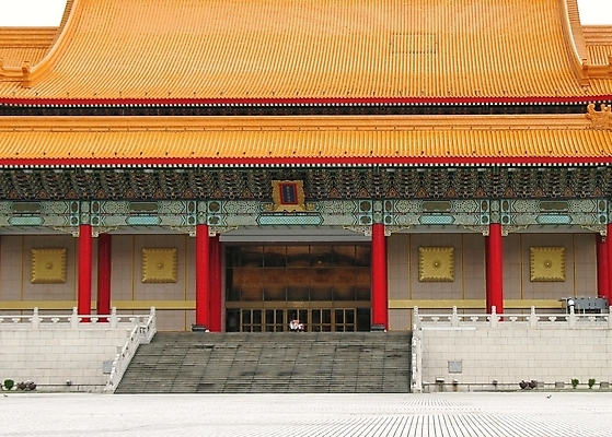 포토 JPG 해외이미지 전통 문화 건축양식 지붕 벽돌 사람없음 장식 빨간색 노란색 계단 중국 도자기 재산 극장 대만 타일 단계 해외포토 건축 아시아 컬러 금융 파일형식 이미지허브