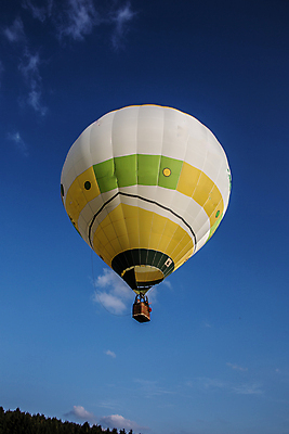 포토 JPG 해외이미지 주간 하늘 풍경 사람없음 야외 열기구 비행 해외포토 자연요소 항공교통 파일형식 이미지허브