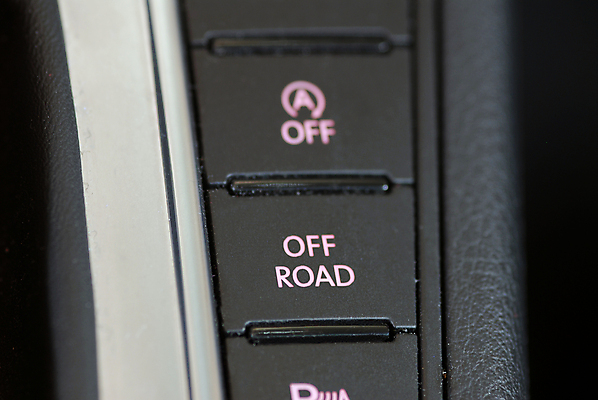 포토 JPG 해외이미지 교통수단 스포츠 스티커 일러스트 자국 자동차 버튼 휴가 사람없음 초록색 파란색 빛 레이싱 심볼 사인 광택 재판 서명 기어가기 고용 비포장도로 원정 해외포토 도로 육상교통 컬러 교통 모션 시합 구직 법 채용 파일형식 이미지허브