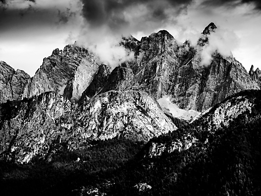 포토 JPG 해외이미지 구름 여행 백그라운드 자연 벽지 하늘 휴가 산 풍경 사람없음 여름 파란색 얼음 프랑스 바위 고도 빙하 양배추 알프스 내추럴 절정 해외포토 자연요소 계절 유럽 컬러 채소 돌_바위 생태계 파일형식 이미지허브