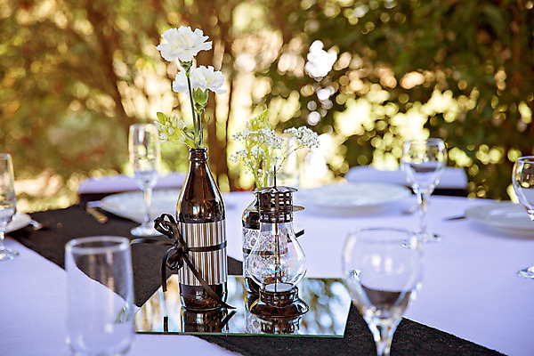 포토 JPG 해외이미지 식기 접시 꽃 음료 결혼 백그라운드 포크 와인잔 의자 유리 탁자 결혼식 서브 사랑 이벤트 사람없음 장식 파티 요식업 식당 식사 저녁식사 식탁보 흰색 축하 직물 칼 고급 우아함 은색 먹기 만족 준비 냅킨 설정 백자 접수 정중 해외포토 식물 감정 산업 컬러 가구 컨셉 술잔 모션 재질 상점 도자기 파일형식 이미지허브