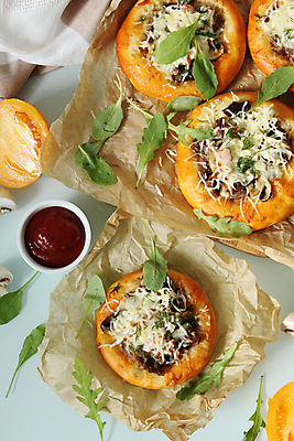 포토 JPG 해외이미지 접시 음식 빵 조각 백그라운드 토마토 채소 치즈 건강 육류 돼지고기 요리 사람없음 초록색 저녁식사 치킨 버섯 샐러드 튀김 흰색 신선 아침식사 굽기 먹기 햄 베이컨 바질 프랑스어 점심식사 고립 캐서롤 해외포토 문자 식기 컬러 식재료 모션 유제품 식사 용기_그릇 구이 닭고기요리 파일형식 이미지허브