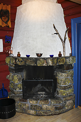 포토 JPG 해외이미지 전통 문화 벽 여행 가구 건축양식 지붕 불 휴가 주택 노르웨이 굴뚝 사람없음 내부 건물 목재 농가 갈색 문 마을 수확 골동품 시골 뜨거움 역사 숲 오두막 장작 시골집 벽난로 스칸디나비아 옛날 주거지 화상 해외포토 자연요소 나무 건축물 건축 유럽 컬러 생활용품 농업 재료 농장 상처 파일형식 이미지허브