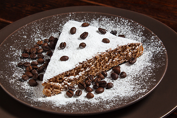 포토 JPG 해외이미지 전통 접시 커피 음식 조각 재료 부분 탁자 디저트 콩 건강 사람없음 갈색 케이크 초콜릿 얼음 식사 어둠 카페 빵집 흰색 대접 사발 달콤 맛 아침식사 설탕 굽기 먹기 크림 아로마 머핀 칼로리 코코아 브라우니 카카오 페스츄리 핸드메이드 티라미수 해외포토 자연요소 식기 음료 빵 컬러 가구 컨셉 모션 곡류 상점 사기그릇 구이 파일형식 이미지허브