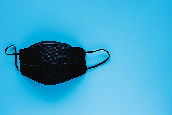 포토 JPG 해외이미지 얼굴 백그라운드 건강 병원 가면 안전 사람 사람없음 파란색 검은색 고통 환자 의사 열 입 수술 호흡기관 바이러스 보호 질병 위험 코 예방 감염 먼지 미생물 외과 박테리아 알레르기 기침 돌봄 인플루엔자 전염병 필터 해외포토 감정 컬러 컨셉 의학 모션 생물 신체부위 치료 의료진 장기_의학 파일형식 이미지허브