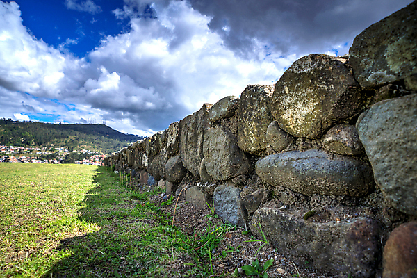 포토 JPG 해외이미지 나무 구름 문화 길 벽 하늘 산 사람없음 야외 초록색 파란색 빛 정원 미국 골동품 바위 사찰 남아메리카 역사 원주민 라틴아메리카 땅 조경 먼지 에콰도르 고고학 땅파기 옛날 잉카 파멸 해외포토 자연요소 식물 교육 컬러 컨셉 북아메리카 종교건축 아메리카 돌_바위 아프리카인 파일형식 소멸 이미지허브