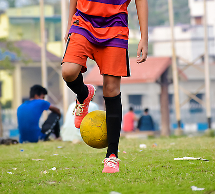 포토 JPG 해외이미지 전신 라이프스타일 장난 축구공 모션 청소년 놀이 기술 건강 한명 사람없음 야외 운동복 달리기 운동 경기장 활발 결심 개성 제어 여자만 성인여자한명만 해외포토 1 옷 컨셉 공 축구용품 스포츠시설 사람 생활 여자한명만 성인여자만 파일형식 이미지허브