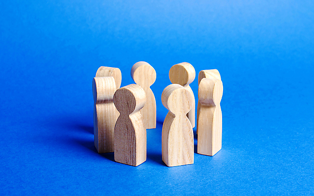 포토 JPG 해외이미지 실내 사람없음 말_게임 그룹 파란배경 옹기종기 해외포토 백그라운드 컨셉 내부 파란색 게임 파일형식 이미지허브