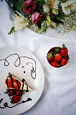 포토 JPG 해외이미지 접시 계절 열매 음식 분홍색 백그라운드 잎 과일 딸기 디저트 사람없음 목재 쿠키 케이크 식당 초콜릿 숟가락 식사 빵집 흰색 대접 신선 원형 달콤 맛 아침식사 작음 설탕 굽기 민트 크림 상쾌 유기농 산딸기 블랙베리 영양분 제빵사 타르트 페스츄리 핸드메이드 더스트파티클 해외포토 도형 나무 식물 직업 식기 웰빙 감정 빵 컬러 컨셉 재료 수저 상점 크기 구이 허브 파이_빵 파일형식 이미지허브