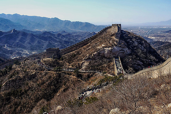 포토 JPG 해외이미지 아시아 문화 길 벽 여행 백그라운드 건축양식 자연 하늘 벽돌 산 파노라마 사람 동양인 풍경 사람없음 건물 초록색 세계 여행객 중국 봄 산책 바위 역사 재산 숲 큼 기적 심볼 언덕 호기심 장면 베이징 옛날 해외포토 건축물 계절 건축 감정 나라 컬러 컨셉 휴식 촬영기법 인종 금융 돌_바위 크기 생태계 파일형식 이미지허브