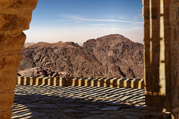 포토 JPG 해외이미지 응시 공원 모래 여행 자연 날씨 휴가 산 건조 파노라마 풍경 사람없음 모래사장 환경 골짜기 절벽 사막 바위 죽음 뜨거움 황무지 중앙 부식 신성 지역 암초 가뭄 사암 동쪽 남쪽 요르단 지질학 해외포토 시선 공공시설 교육 바다 중동 촬영기법 돌_바위 방향 생태계 파일형식 이미지허브