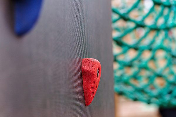 포토 JPG 해외이미지 공원 벽 스포츠 백그라운드 영국 잉글랜드 사람없음 야외 컬러풀 운동 장비 도전 잡기 고리 닫기 놀이터 플라스틱 런던 오르기 인공 해외포토 공공시설 유럽 컬러 모션 재질 놀이 건강 파일형식 이미지허브