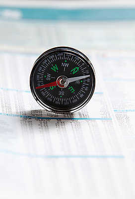 포토 JPG 해외이미지 스튜디오촬영 컨셉 지도 비즈니스 텍스트 미래 아이디어 사람없음 세로 금융 컬러풀 자료 정보 재산 닫기 나침반 예측 방향 투자 발견 정물화 목차 카피스페이스 해외포토 컬러 모션 실내 경제 공백 그림 파일형식 이미지허브