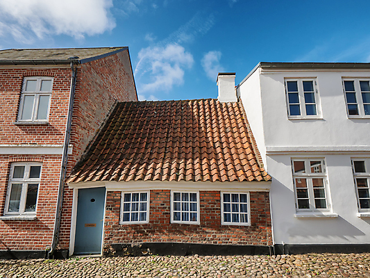 포토 JPG 해외이미지 전통 디자인 유럽 벽 백그라운드 건축양식 거리 주택 덴마크 사람없음 건물 목재 장식 빨간색 문 수확 흰색 중세 역사 타운 스칸디나비아 옛날 해외포토 나무 건축물 건축 나라 컬러 농업 재료 북유럽 도시 파일형식 이미지허브