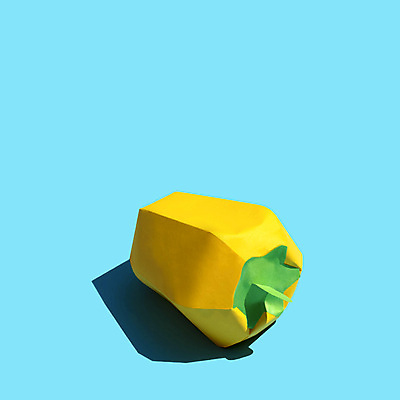 포토 JPG 해외이미지 종이 피망 파프리카 실내 그림자 사람없음 한개 페이퍼아트 오브젝트 종이공예 파란배경 해외포토 1 백그라운드 채소 내부 파란색 공예 파일형식 이미지허브