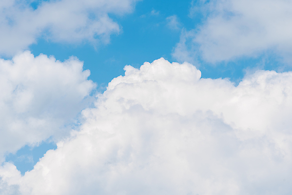 포토 JPG 해외이미지 구름 백그라운드 겨울 패턴 오렌지 자연 벽지 하늘 바람 날씨 그림자 풍경 사람없음 야외 여름 파란색 빛 햇빛 태양 평화 우주 환경 맑음 회색 안개 흰색 물방울 신선 그룹 분위기 천국 솜털 산소 오존 수평선 해외포토 자연요소 계절 컬러 컨셉 무늬 과일 원소 생태계 파일형식 이미지허브