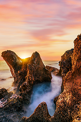 포토 JPG 해외이미지 구름 모래 파도 바다 하늘색 하늘 추상 조개 거리 풍경 해변 사람없음 야외 물 여름 파란색 빛 햇빛 노란색 평화 껍질 흰색 만 서핑 씻기 그리스 그리스인 무인 해외포토 자연요소 서양인 계절 유럽 컬러 컨셉 무늬 어패류 태양 청결 수상스포츠 파일형식 이미지허브