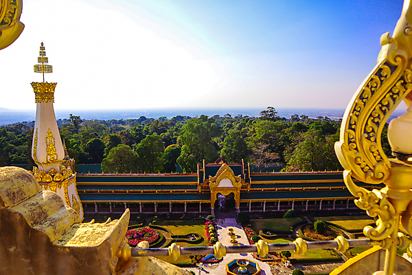 포토 JPG 해외이미지 전통 아시아 종교 문화 여행 불교 태국 하늘 안테나 동양인 풍경 사람없음 조각상 일출 믿음 일몰 시골 사찰 땅 명상 상승 장면 수도원 숭배 신앙심 해외포토 감정 나라 컨셉 통신 종교건축 인종 조형물 노을 파일형식 이미지허브