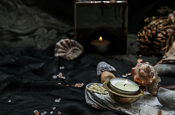 포토 JPG 해외이미지 전통 디자인 꽃 백그라운드 컨셉 촛불 자연 불 휴식 건강 동양인 사람없음 목재 치료 장식 갈색 쌓기 스파 어둠 침묵 마사지 분위기 편안함 묘사 향기 아로마 아로마테라피 테라피 내추럴 구성 돌봄 이국적 정물화 화상 스타일 해외포토 자연요소 나무 식물 컬러 재료 초 의학 모션 인종 뷰티 소리 감각 상처 그림 생태계 냄새 파일형식 이미지허브